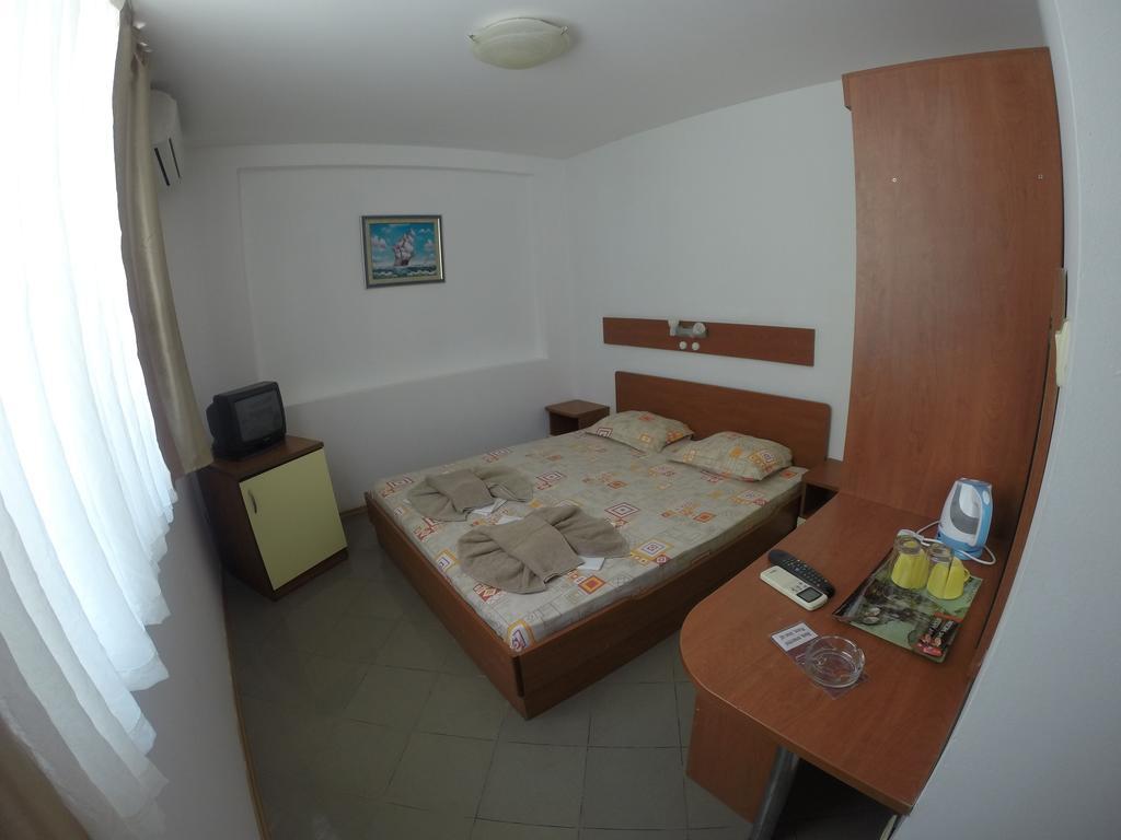 Hotel Filland Sozopol Quarto foto