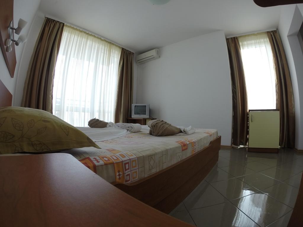 Hotel Filland Sozopol Quarto foto
