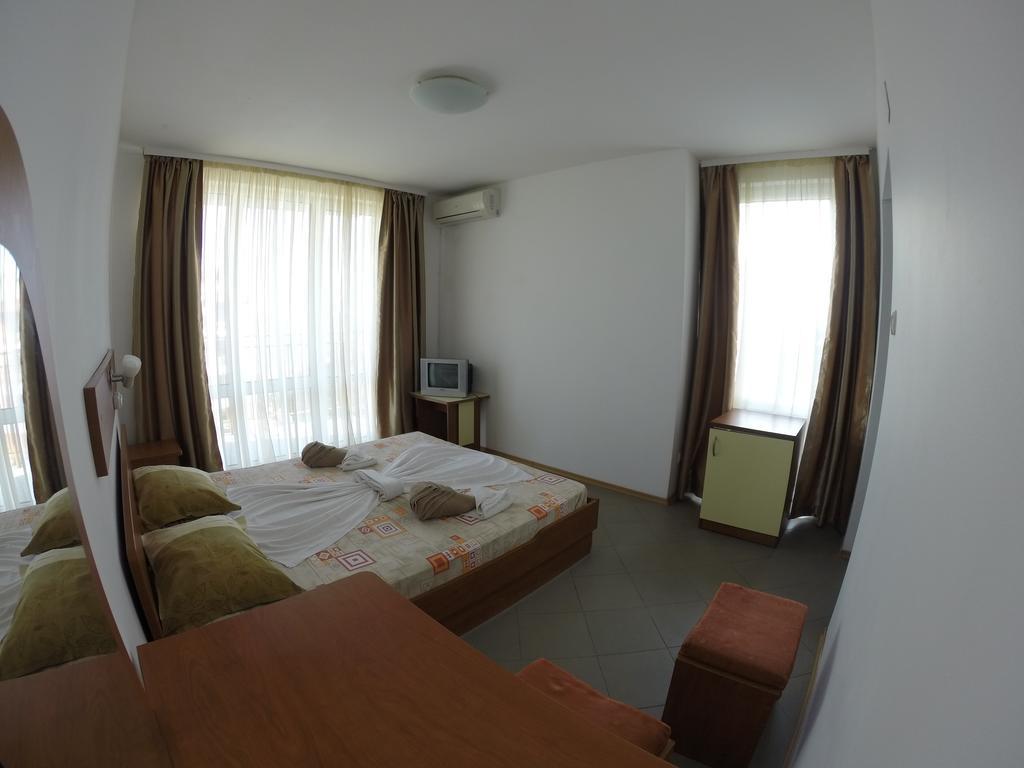 Hotel Filland Sozopol Quarto foto