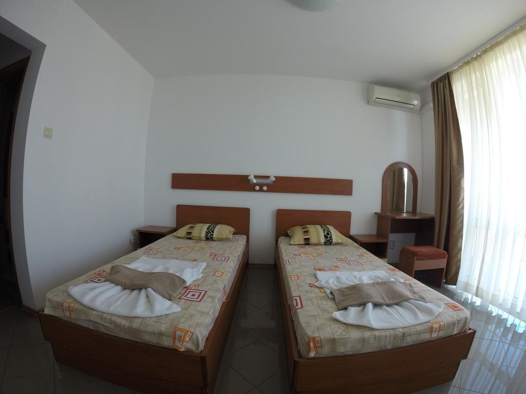 Hotel Filland Sozopol Quarto foto