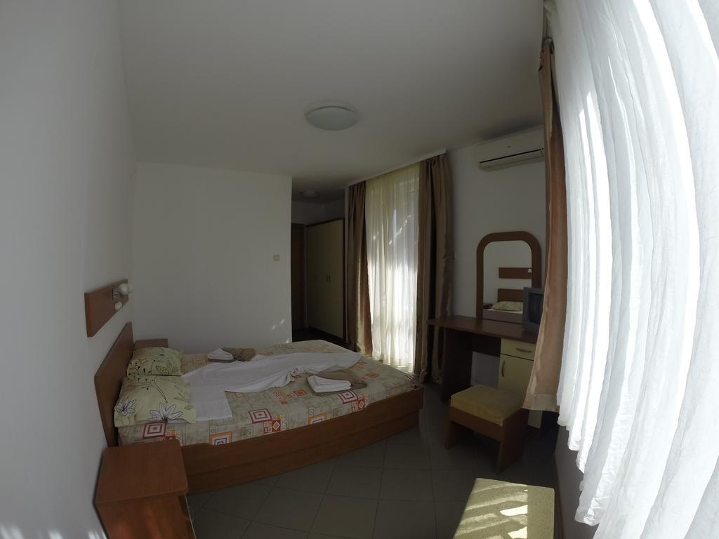 Hotel Filland Sozopol Quarto foto