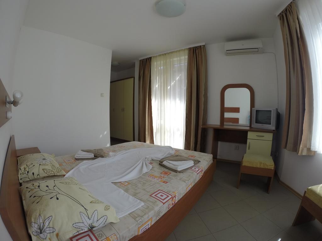 Hotel Filland Sozopol Quarto foto