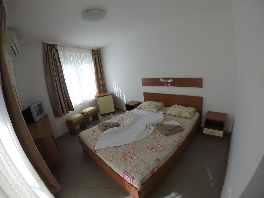 Hotel Filland Sozopol Quarto foto