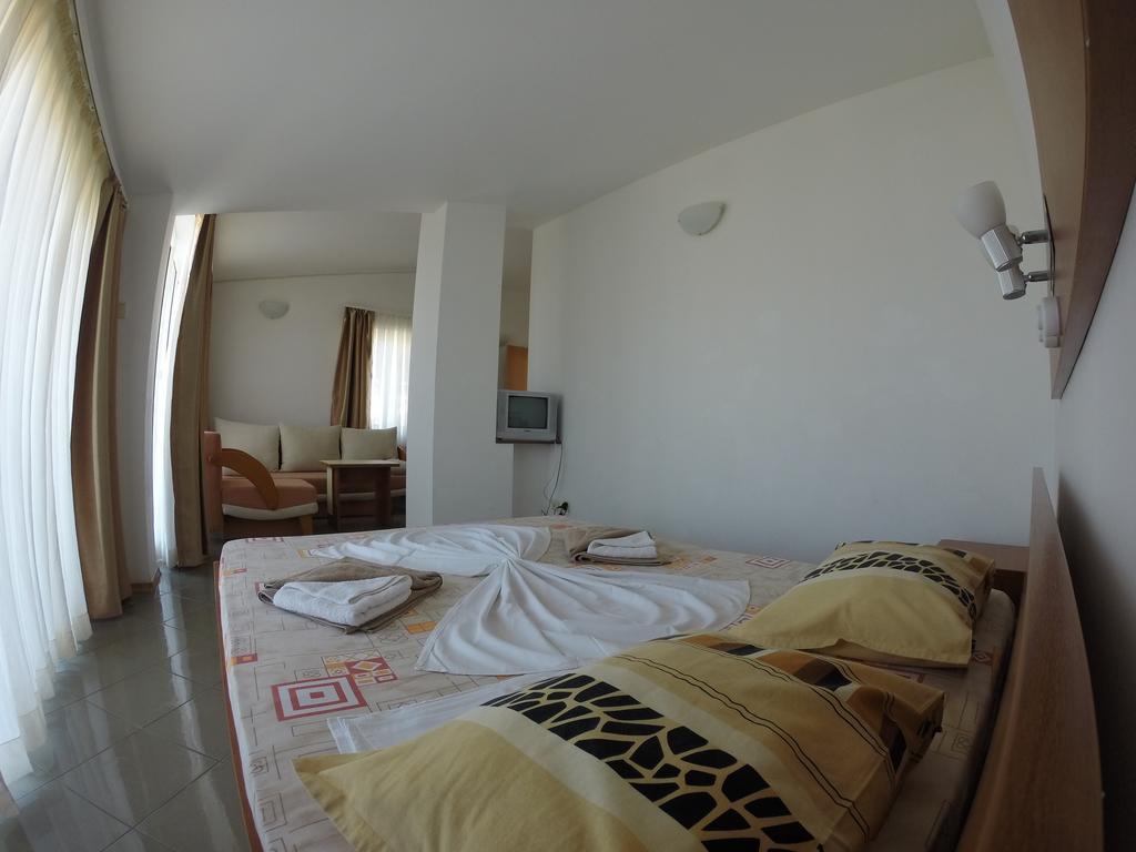 Hotel Filland Sozopol Quarto foto